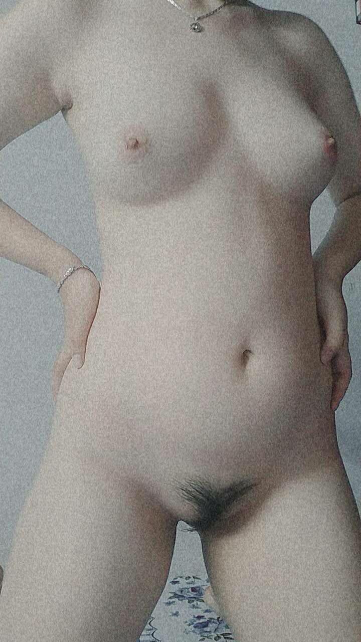 Con trai đang vụng trộm với mẹ kế thì bố về