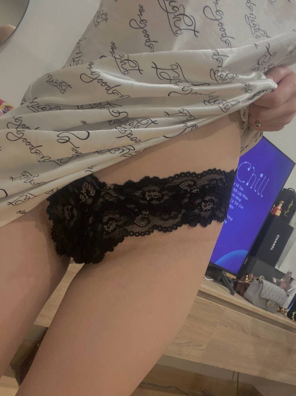 [Chú Lão Ngưu] Đàm Đàm hẹn gặp một người phụ nữ đã có chồng, một nữ nhân viên tài chính công ty 40 tuổi, buổi chiều mặc váy đen gặp mặt, thân hình trắng nõn, một người phụ nữ ở trên, một cô nương lẳng lơ lẳng lơ, tuyệt nhất...